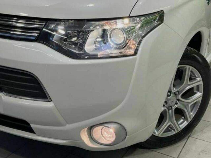 OUTLANDER PHEV