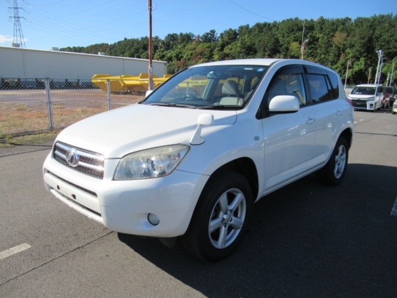 TOYOTA　RAV4