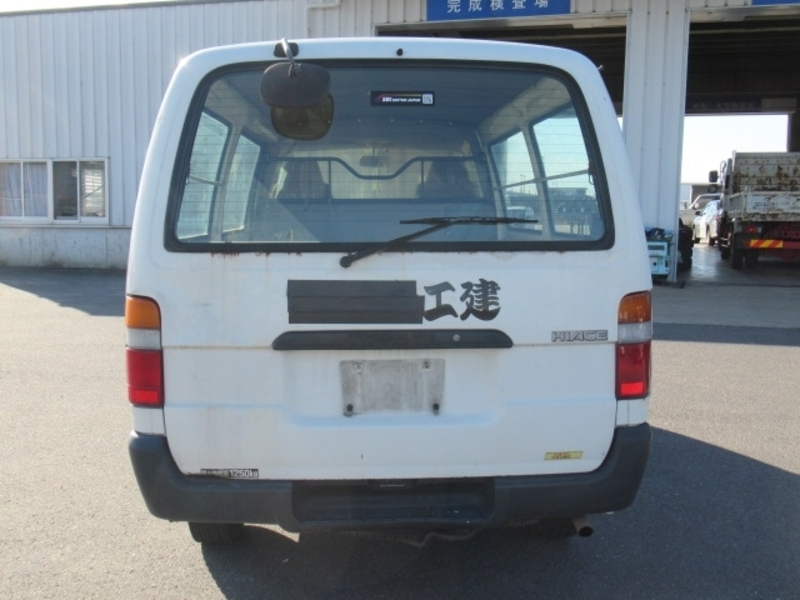 HIACE VAN