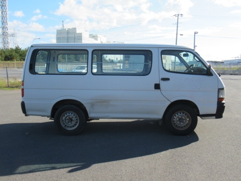 HIACE VAN