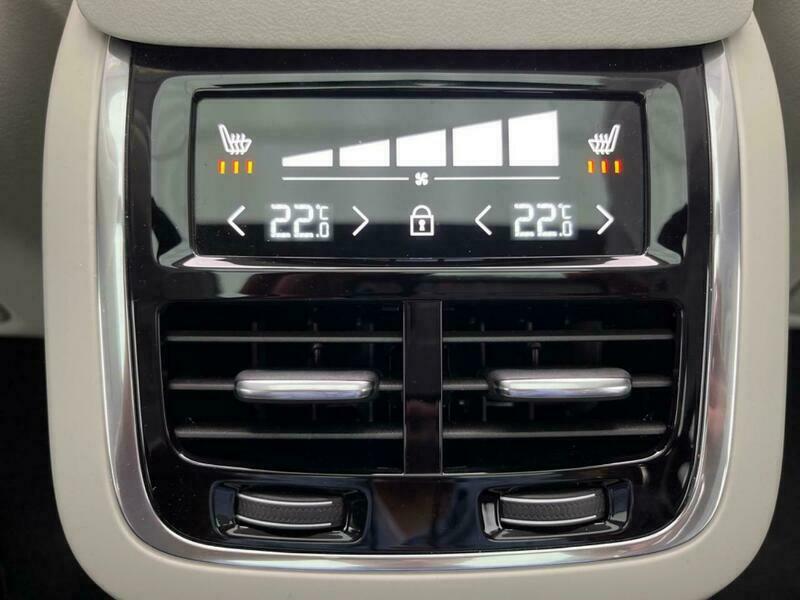 XC90