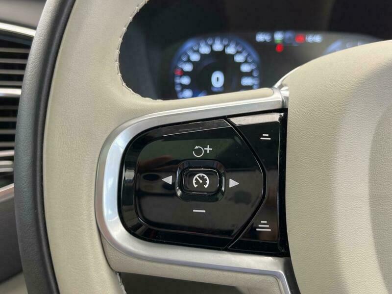 XC90