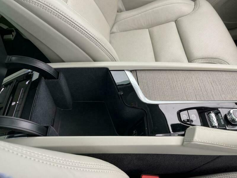 XC90
