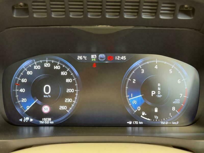 XC90