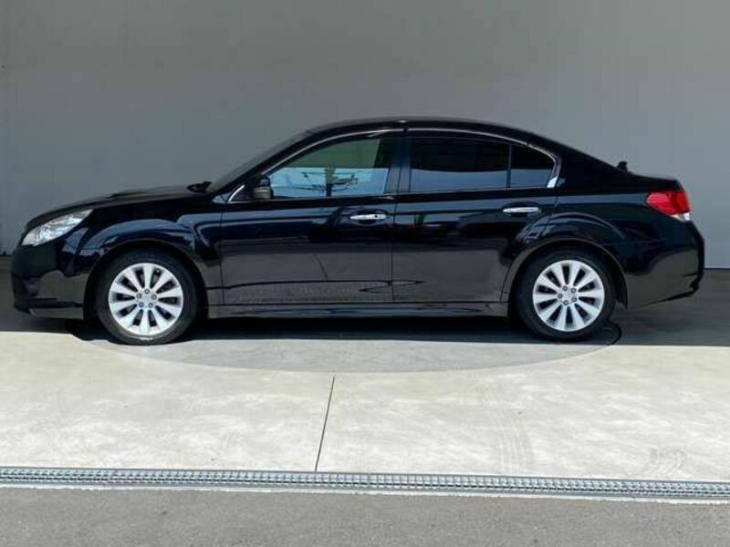 LEGACY B4