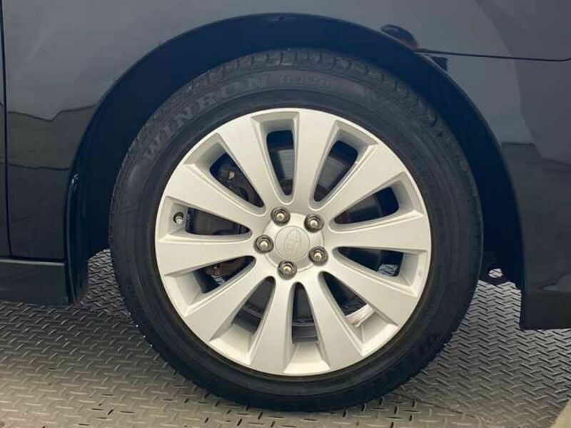 LEGACY B4