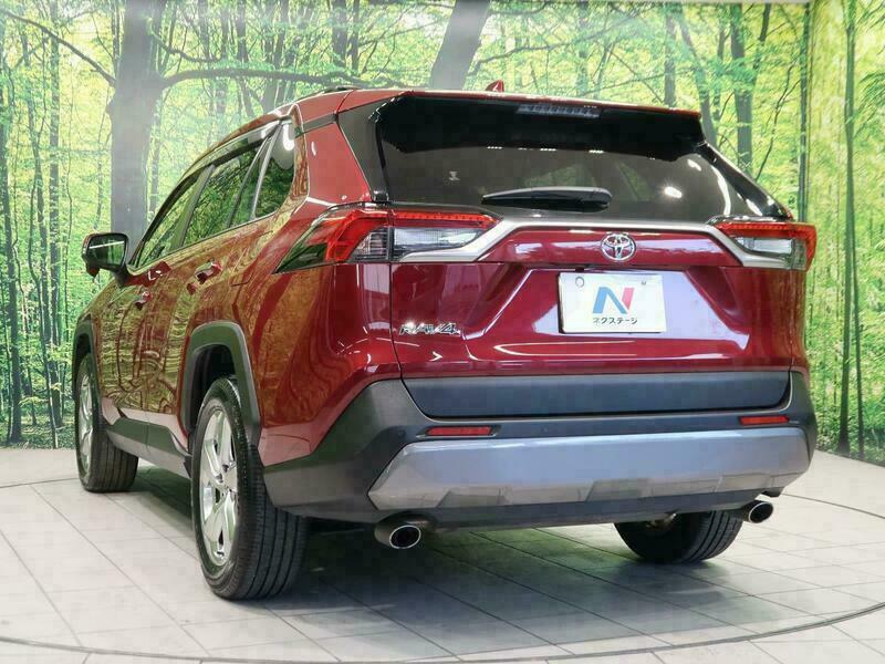 RAV4