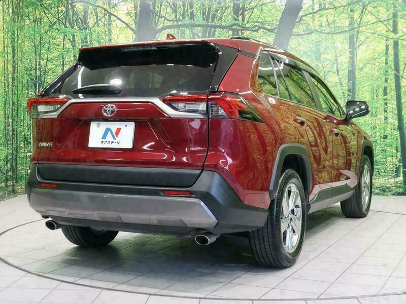 RAV4