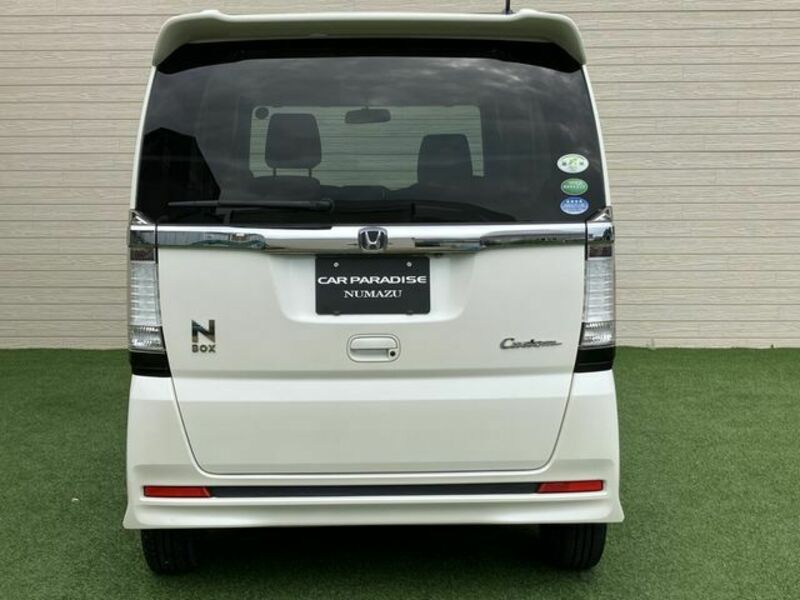 N BOX CUSTOM
