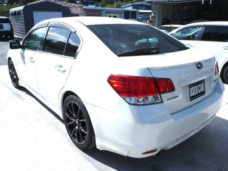 LEGACY B4