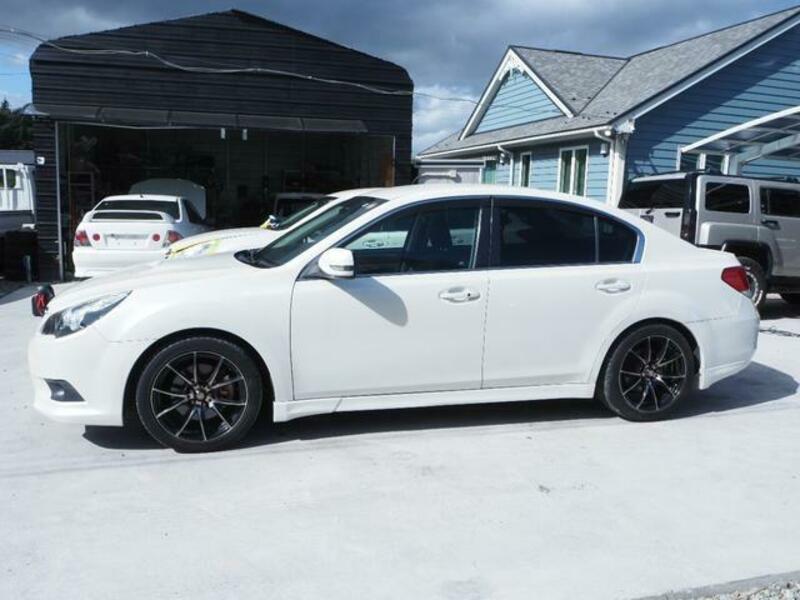 LEGACY B4