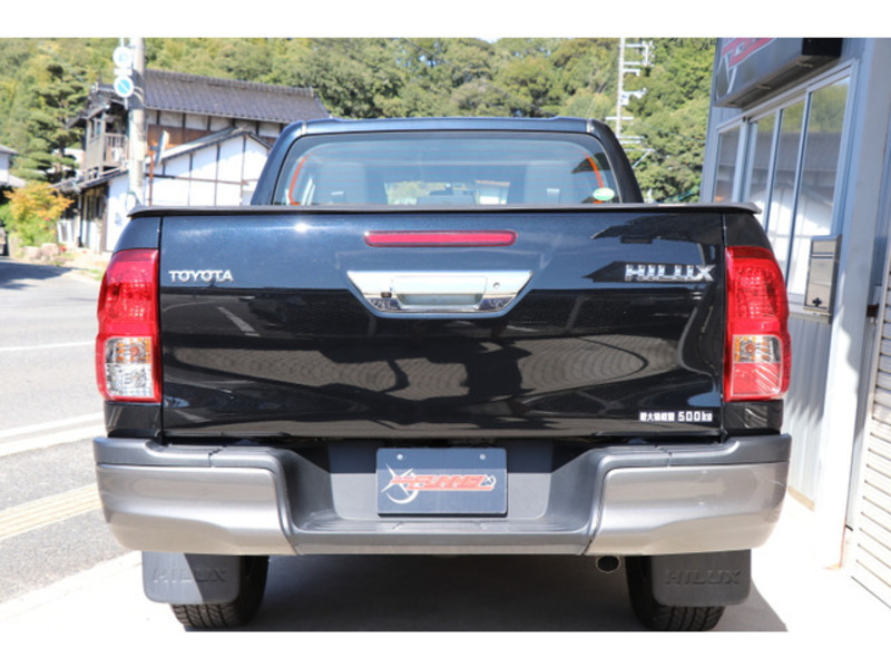 HILUX