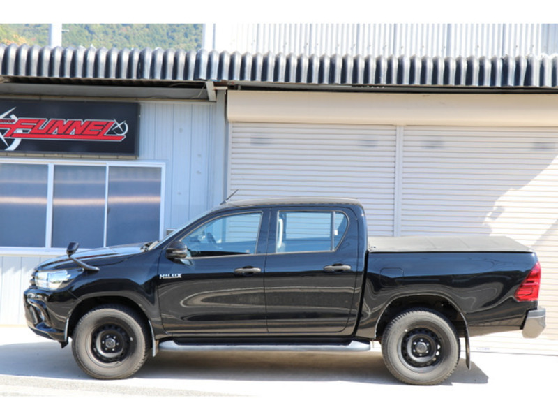 HILUX