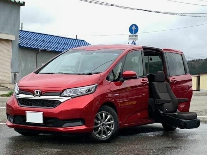 HONDA　FREED