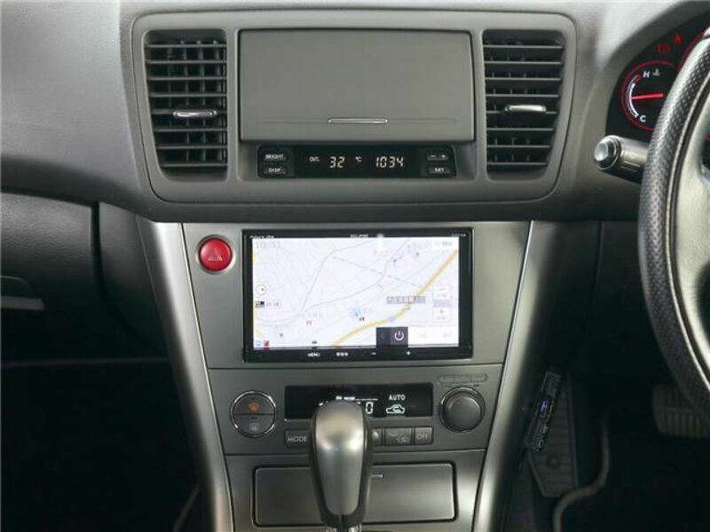 LEGACY B4