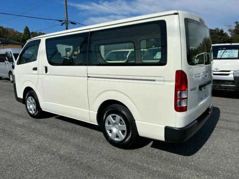 HIACE VAN