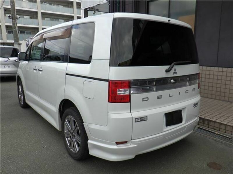 DELICA D5