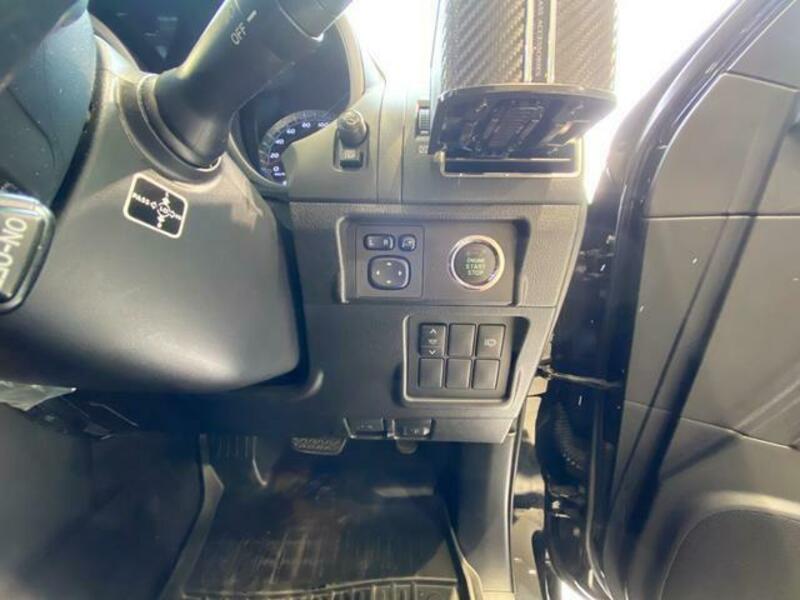 LAND CRUISER PRADO-6