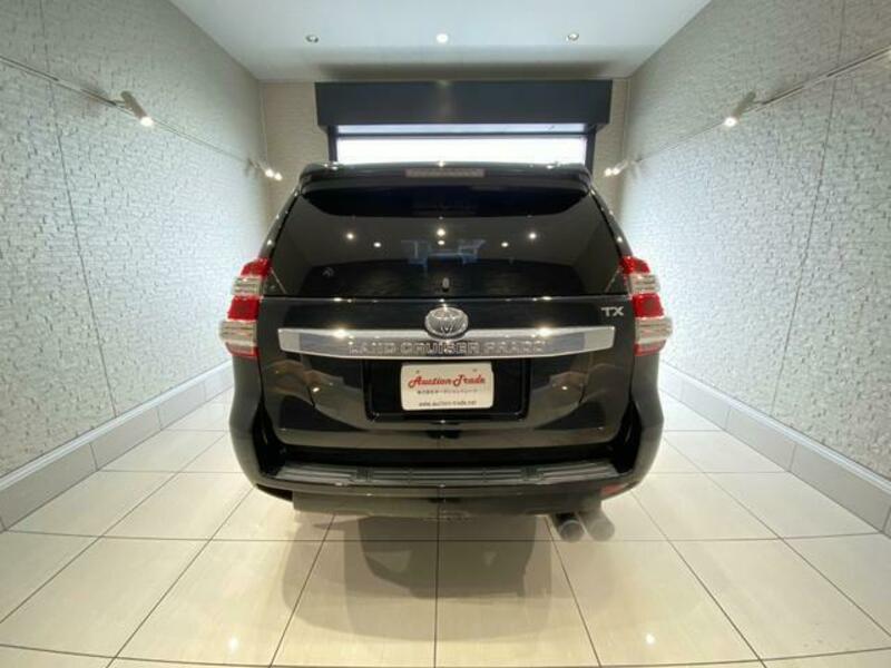 LAND CRUISER PRADO-2