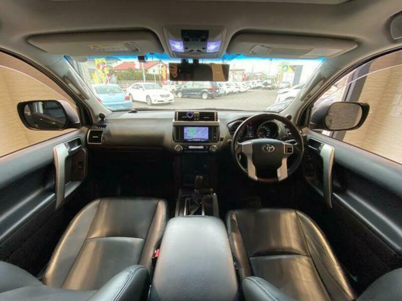 LAND CRUISER PRADO-3
