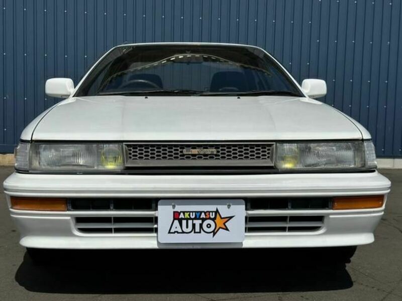 COROLLA LEVIN