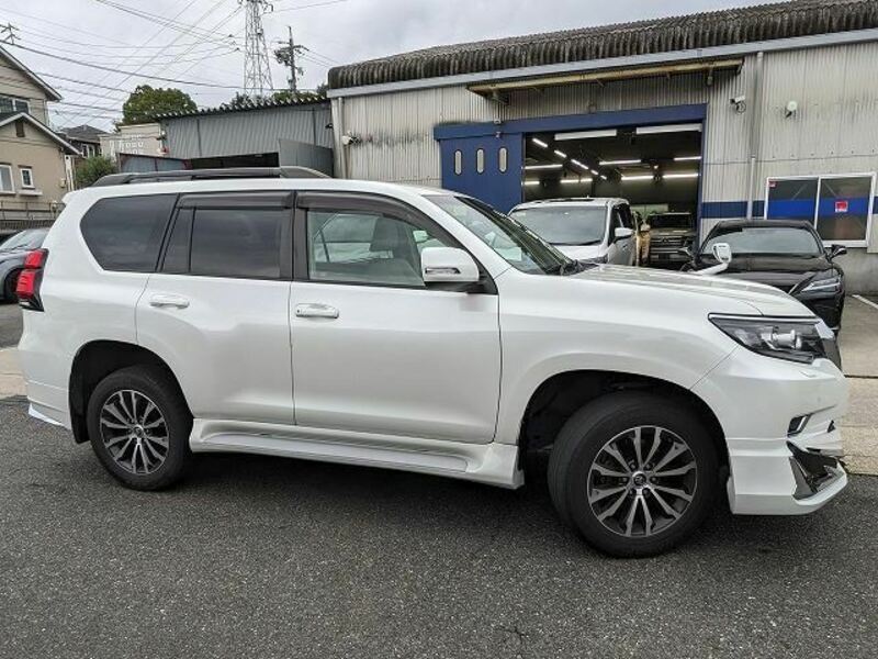 LAND CRUISER PRADO