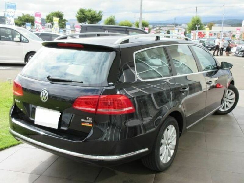 PASSAT VARIANT