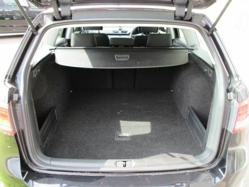 PASSAT VARIANT