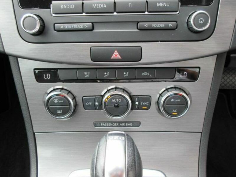 PASSAT VARIANT
