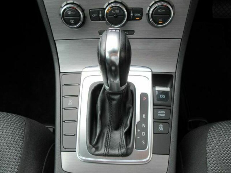 PASSAT VARIANT