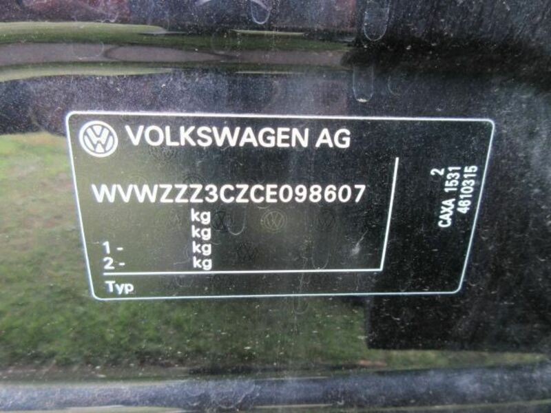 PASSAT VARIANT