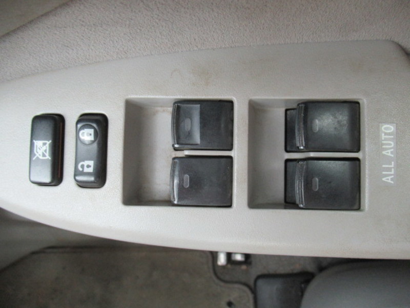 COROLLA AXIO