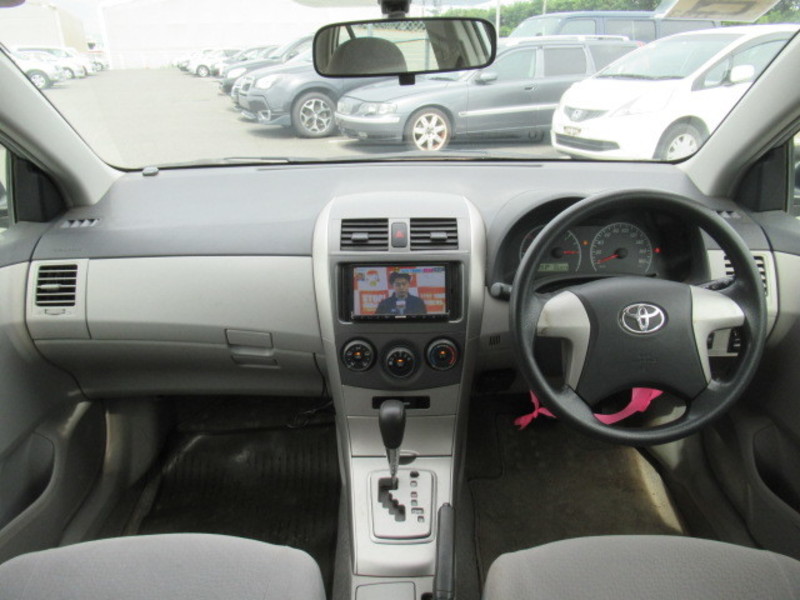 COROLLA AXIO