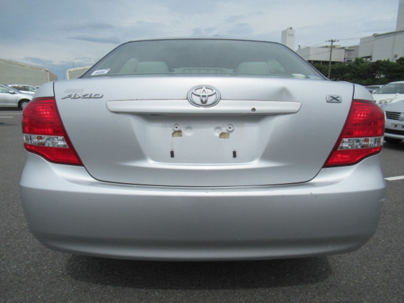 COROLLA AXIO