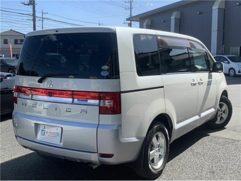 DELICA D5