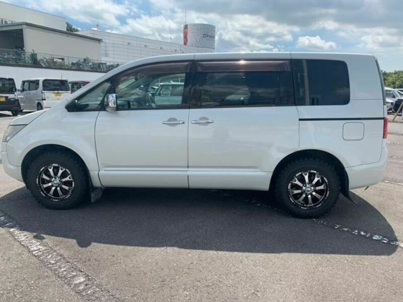 DELICA D5