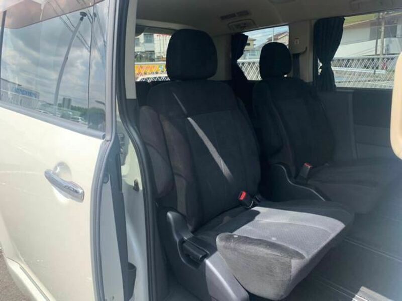 DELICA D5