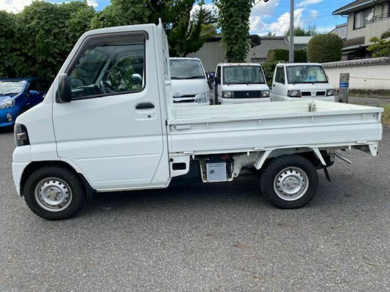 CLIPPER TRUCK