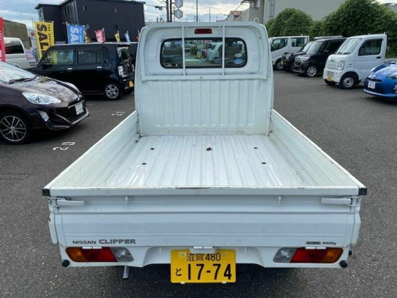 CLIPPER TRUCK