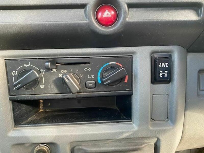 CLIPPER TRUCK
