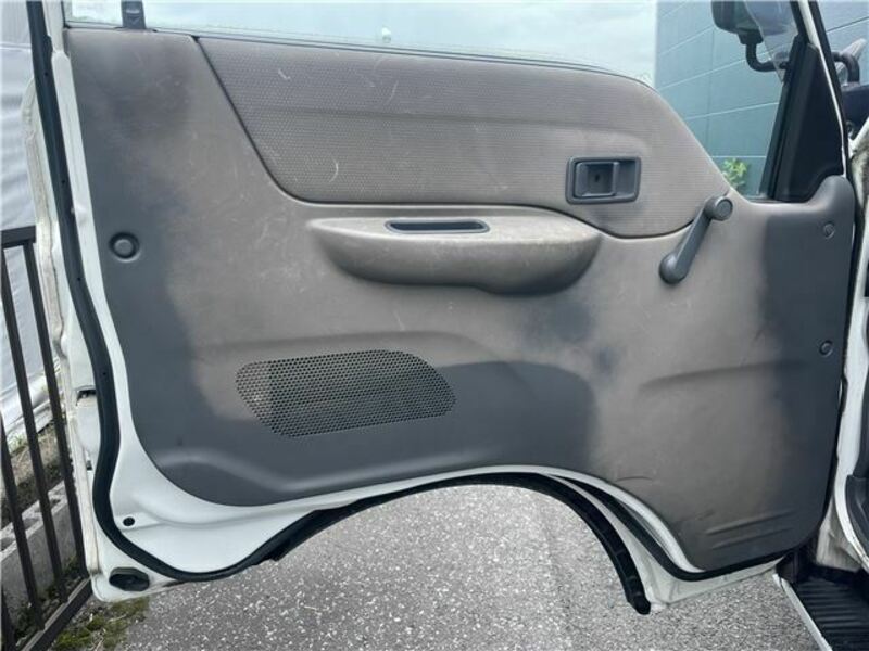 BONGO VAN