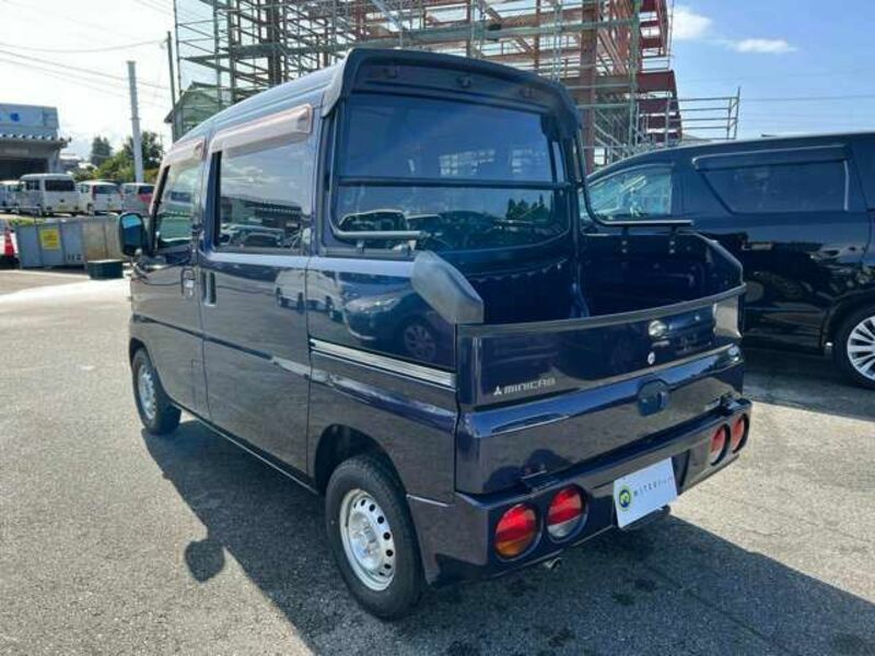 MINICAB VAN