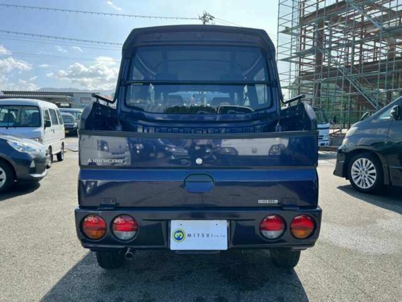 MINICAB VAN
