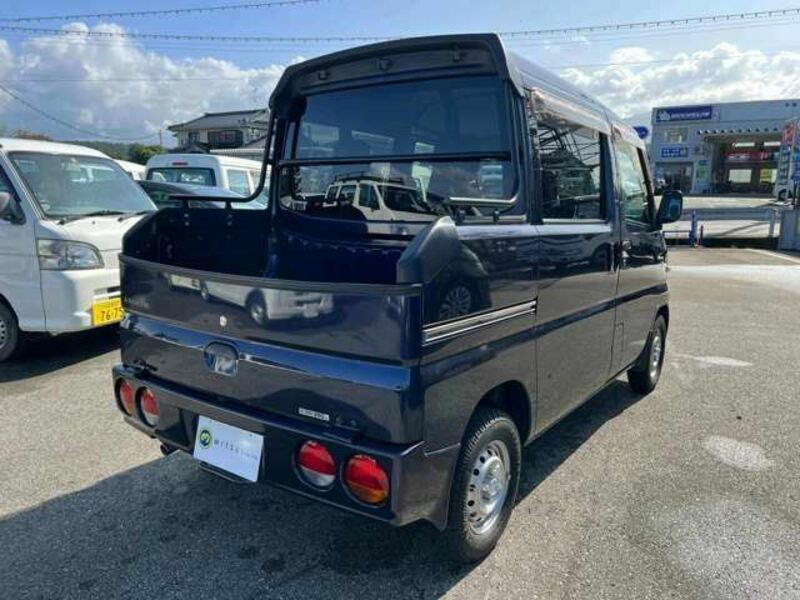 MINICAB VAN
