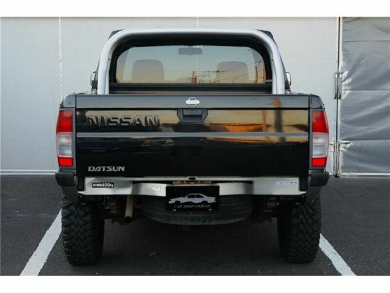 DATSUN PICKUP