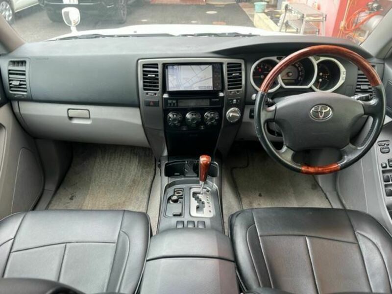 HILUX SURF