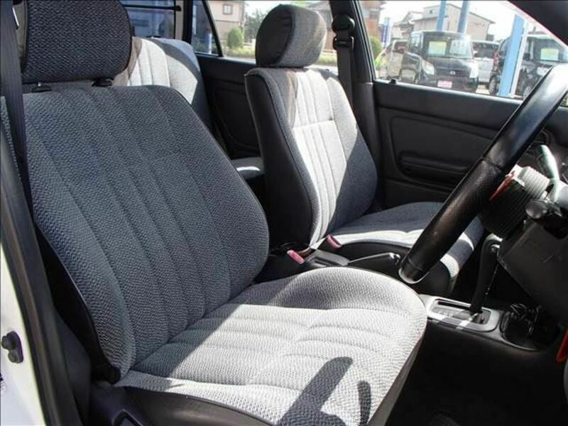 COROLLA VAN