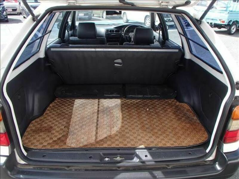 COROLLA VAN