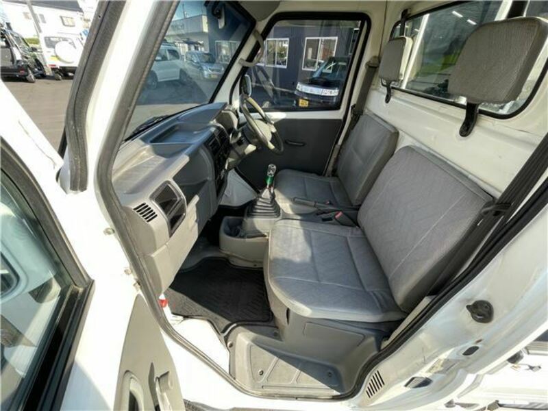 MINICAB TRUCK