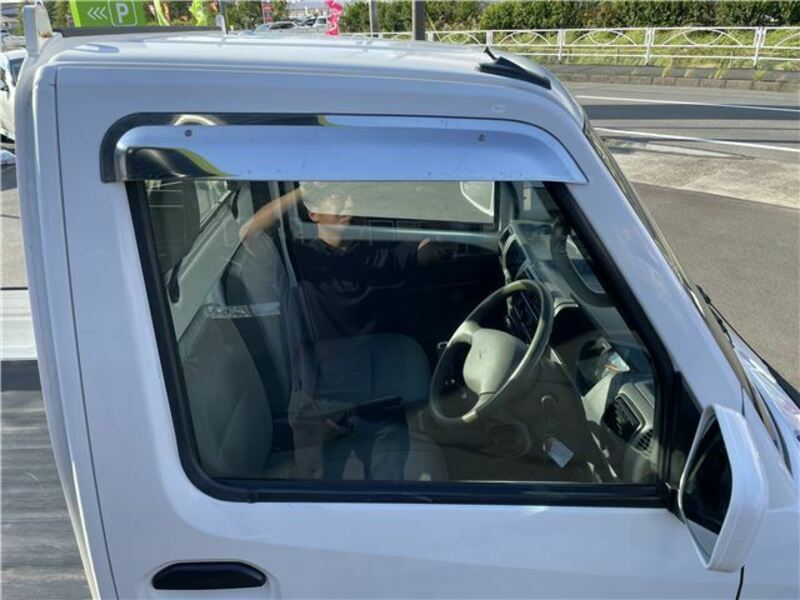 MINICAB TRUCK
